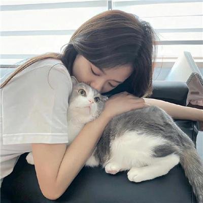 我们村里的人 封面