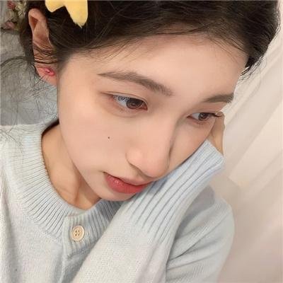 纯白 封面